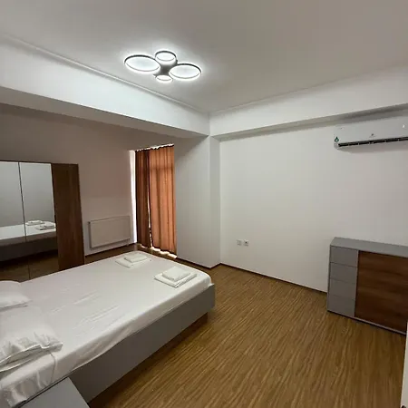 Huge Penthouse 170 Apartment Skopje