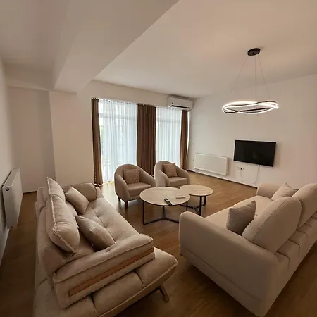 Huge Penthouse 170 Szkopje