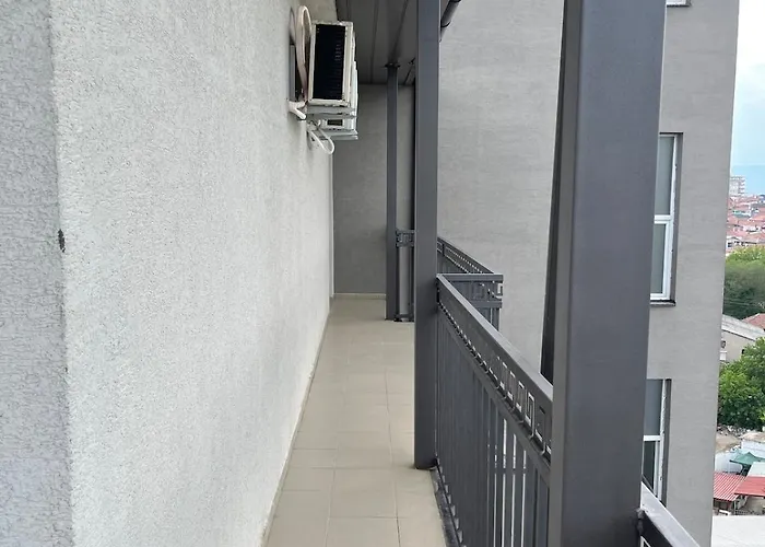 Huge Penthouse 170 * Szkopje