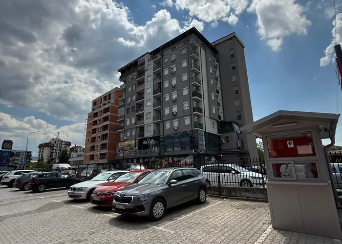 Huge Penthouse 170 Apartman Szkopje